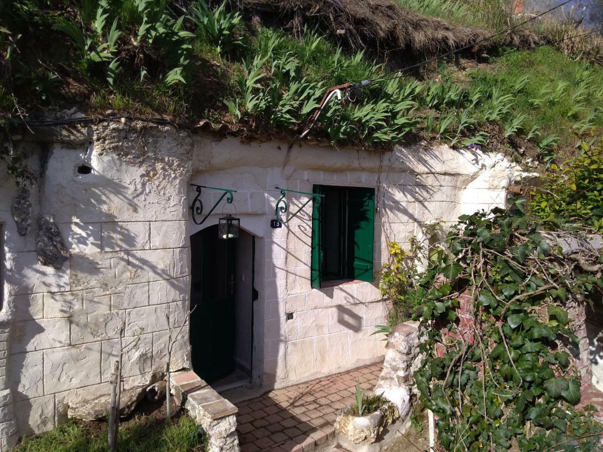 Les Troglos De L'Echeneau Vouvray Exterior photo